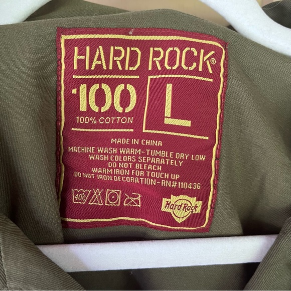 Hard Rock Cafe Miami Rock & Roll Button Up Shirt - Picture 4 of 6